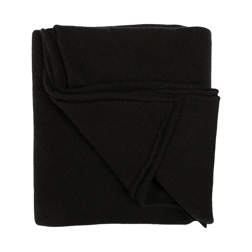 100% Cashmere Women's Voyager Wrap by Isla Cashmere - 11 Colours - Image 3