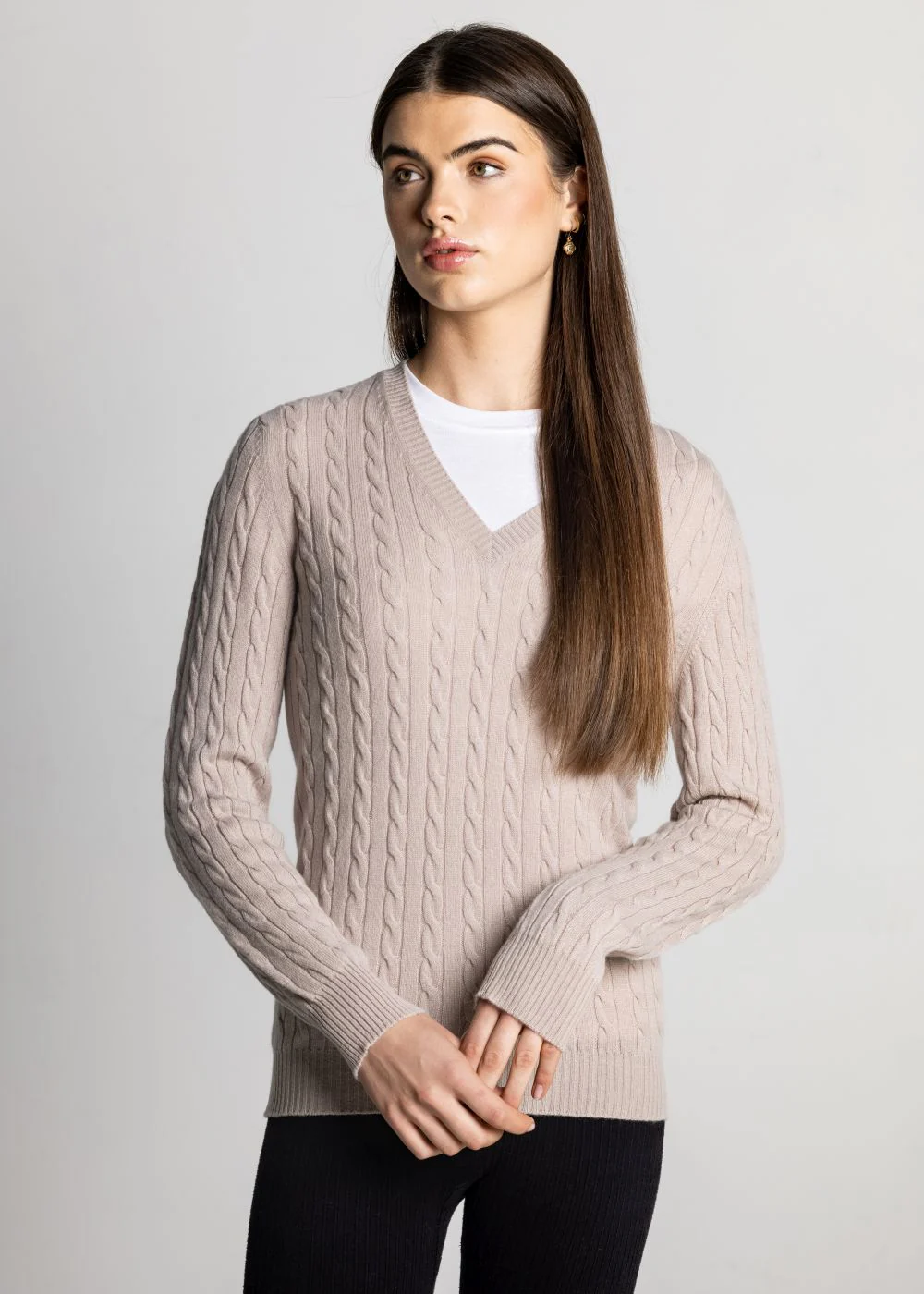 Isla Women's Scottish Made Cashmere V-Neck Cable Pattern Sweater - Beige - Image 2