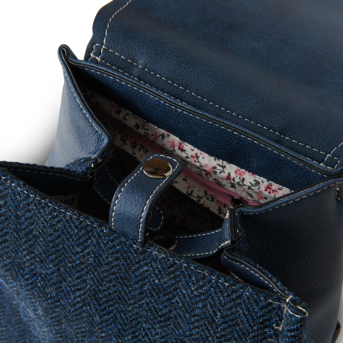 Islander® Jura Backpack with Harris Tweed® - Image 4
