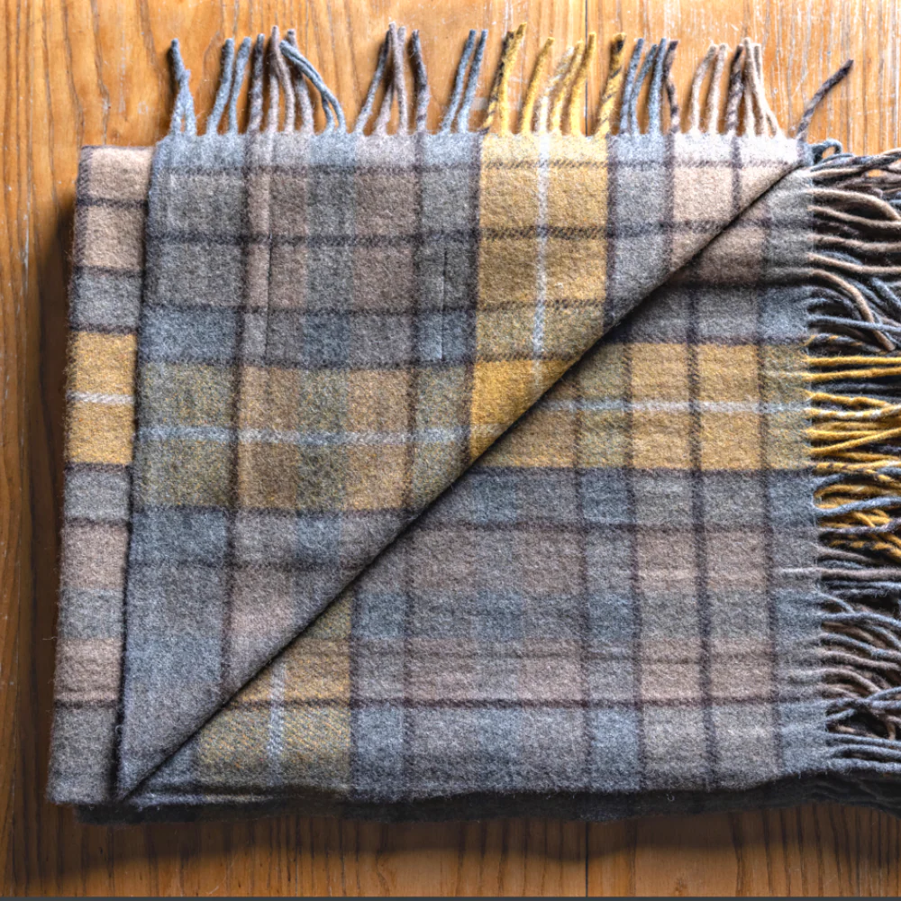 Wool Tartan Knee Blanket - 36'' x 59'' - Buchanan Natural - Image 3
