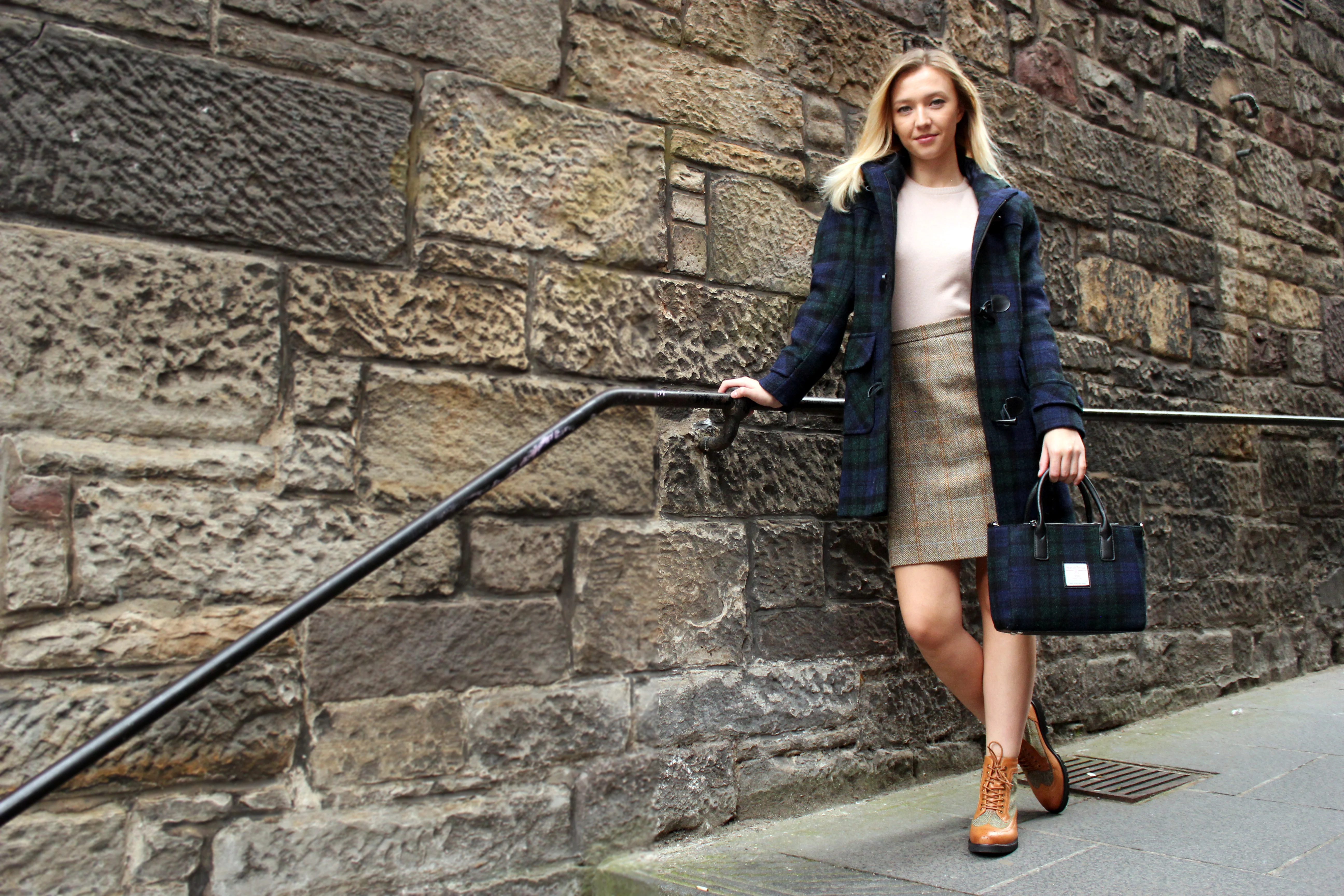 Ladies Harris Tweed Duffle Coat in Black Watch - Image 5