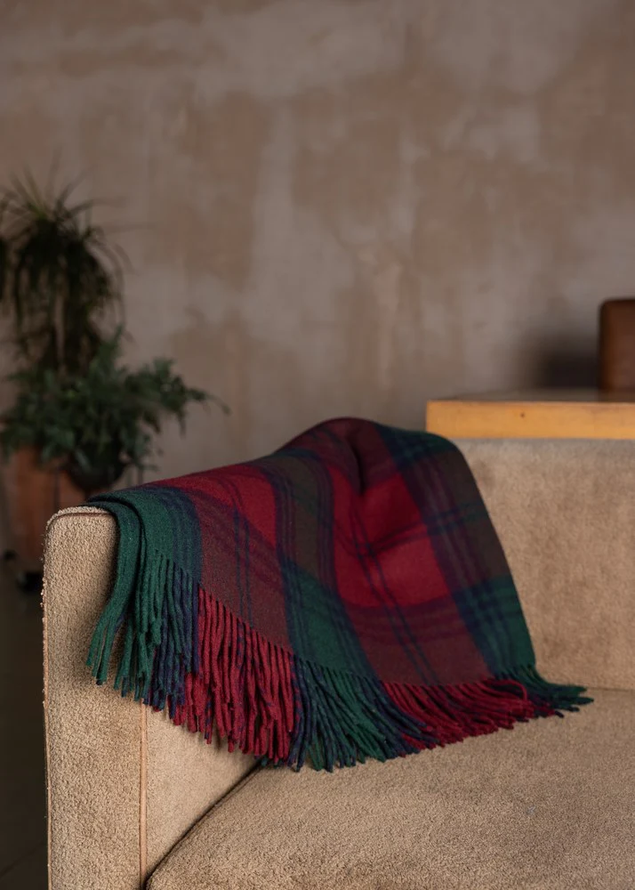 Wool Tartan Blanket - 60'' x 70'' - Lindsay - Image 3